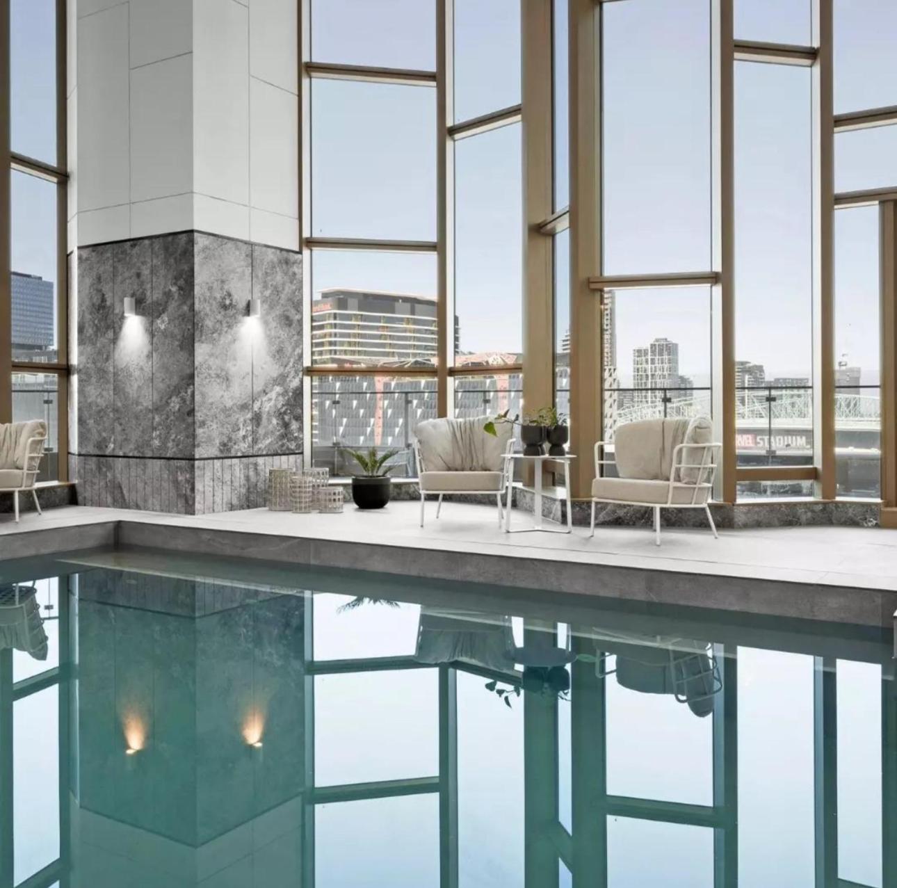 Royal Executive Living Skyline Two Bedroom Grandeur By Ritz Apartment *